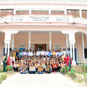 Seth Shivdutt Rai Hindi Medium